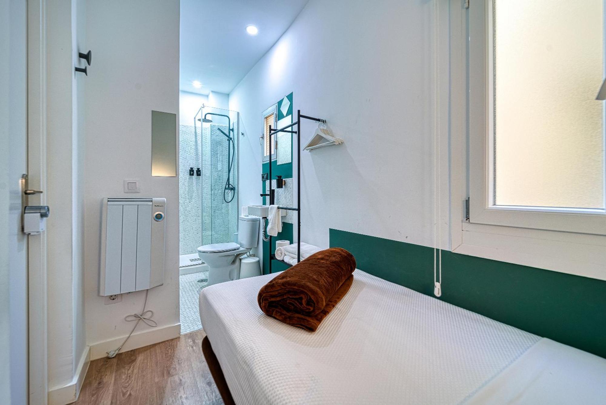 Hotel Angelitomad Madryt Zewnętrze zdjęcie
