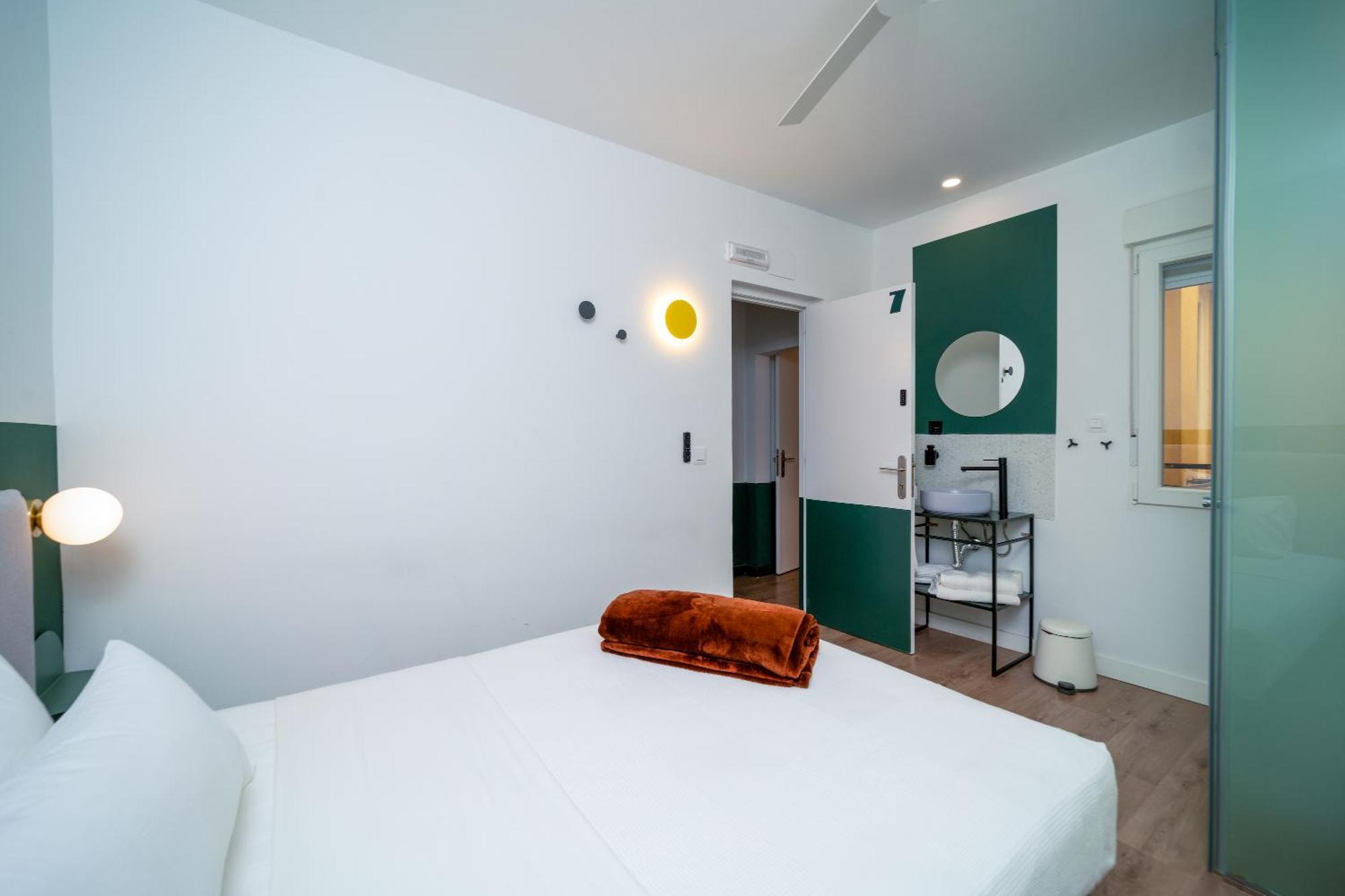 Hotel Angelitomad Madryt Zewnętrze zdjęcie