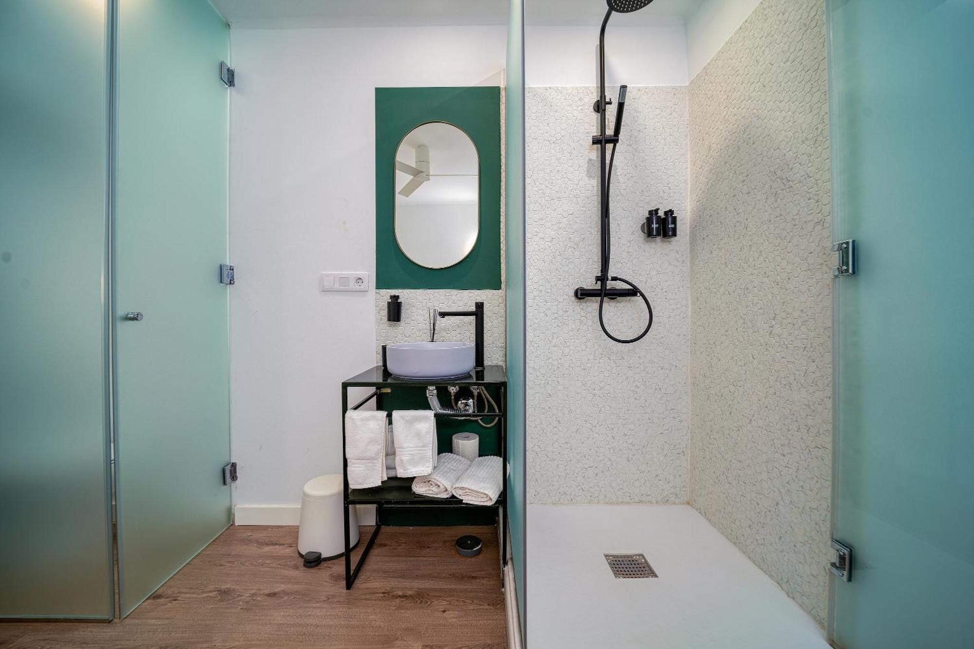 Hotel Angelitomad Madryt Zewnętrze zdjęcie