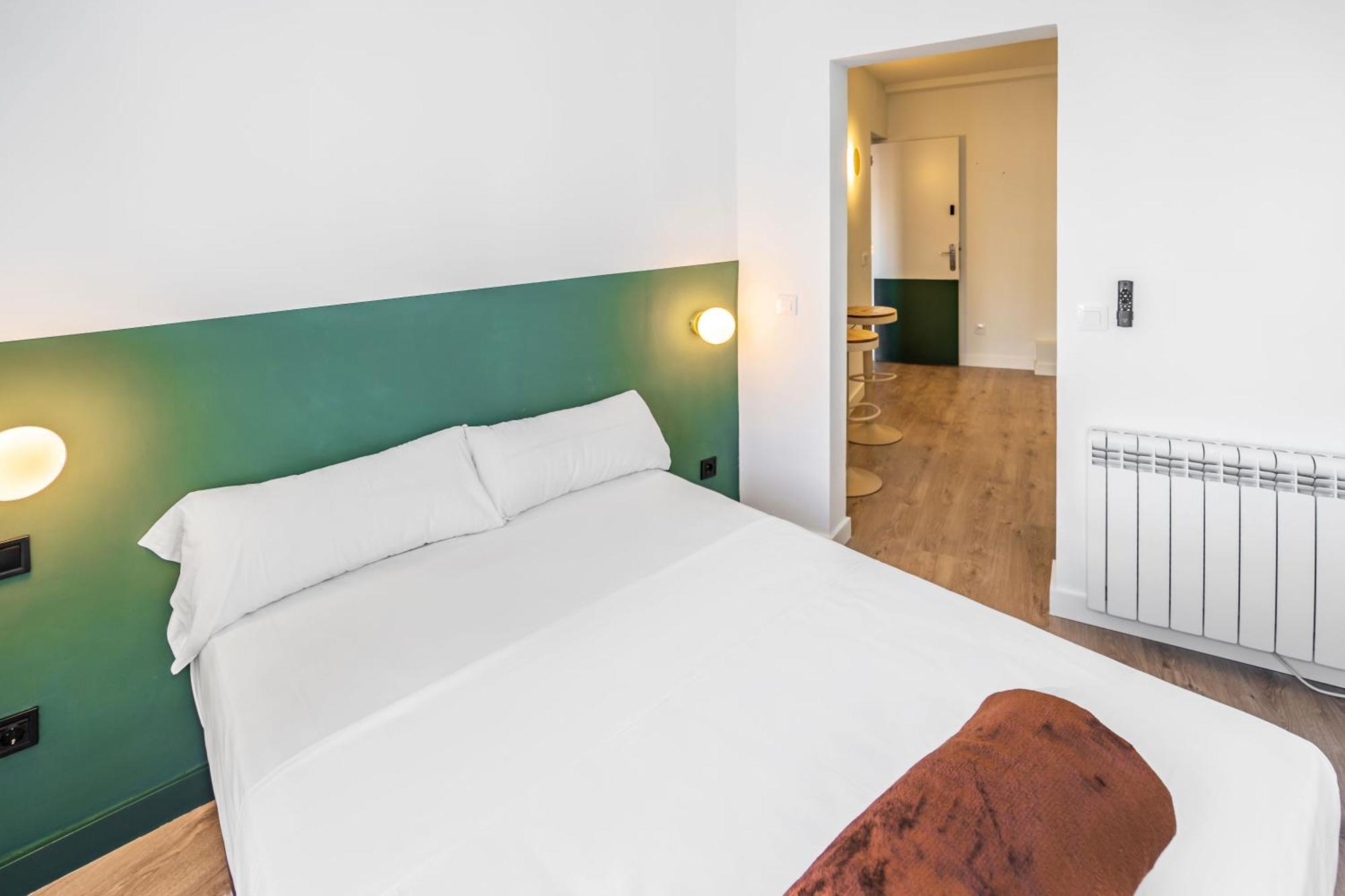 Hotel Angelitomad Madryt Zewnętrze zdjęcie